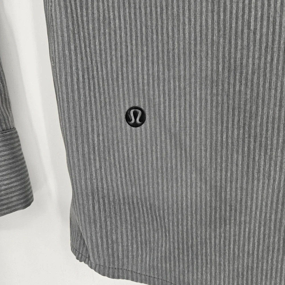 Lululemon Shirt Mens Medium Button Up Activewear Casual Striped Gray Long Sleeve
